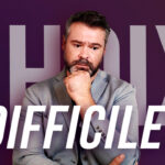 Clément Bergon, pensif, devant le texte « Choix difficiles ».